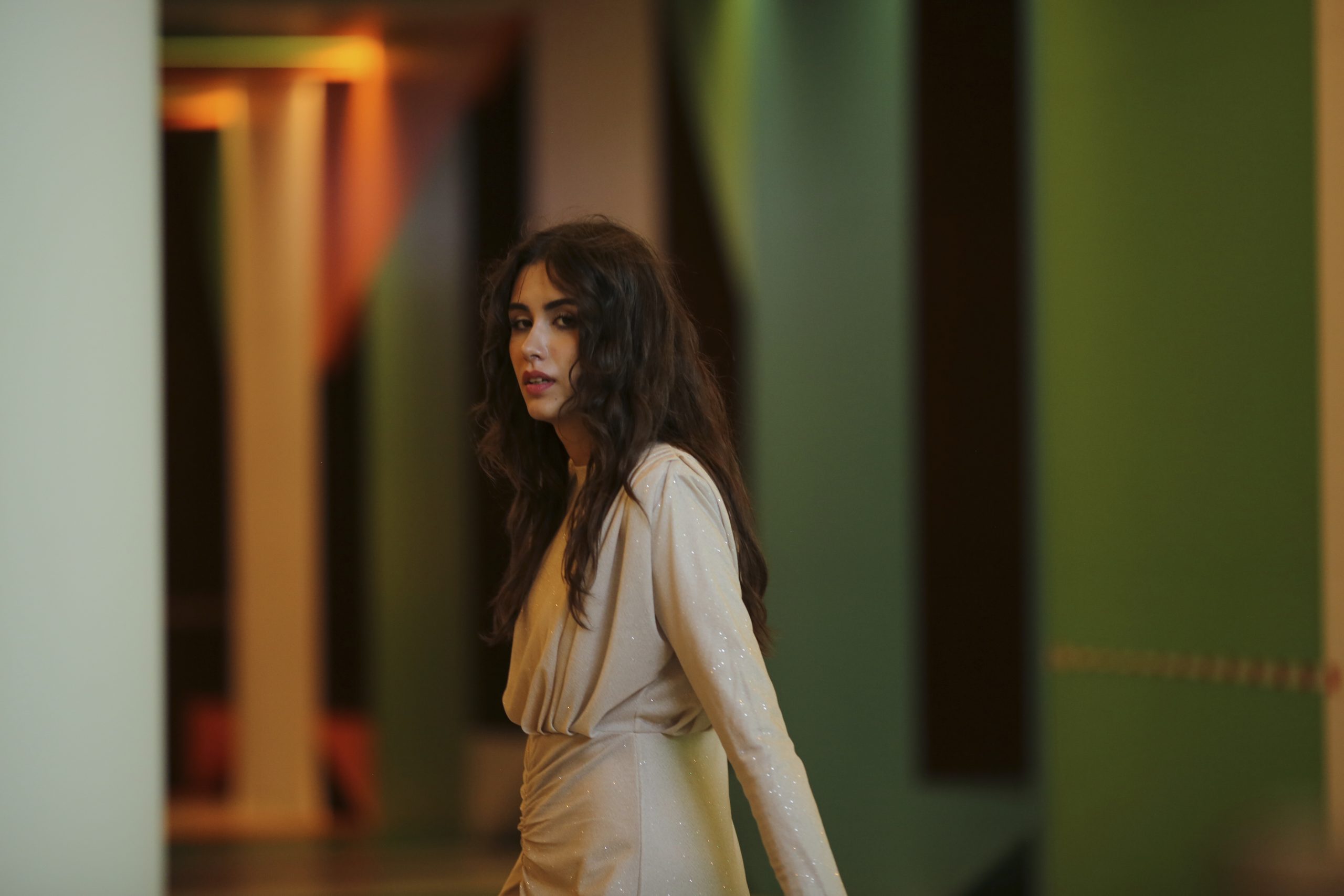 2025 Kadın Modası: Muhafazakar Giyimde Yeni Trendler