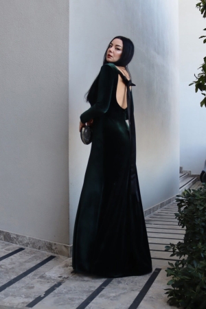 6164 – Sırt Dekolteli Balık Kadife Elbise Yeşil