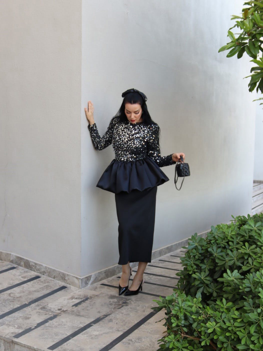 6230 - Gümüş Pullu Peplum Bluz - Görsel 2