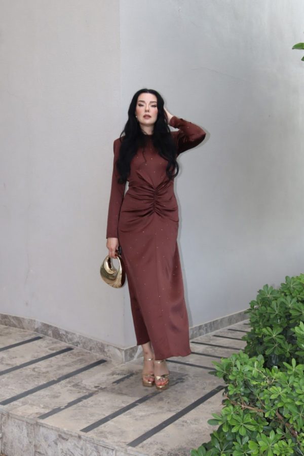 6226 - Drapeli Taşlı Saten Kalem Elbise Kahve